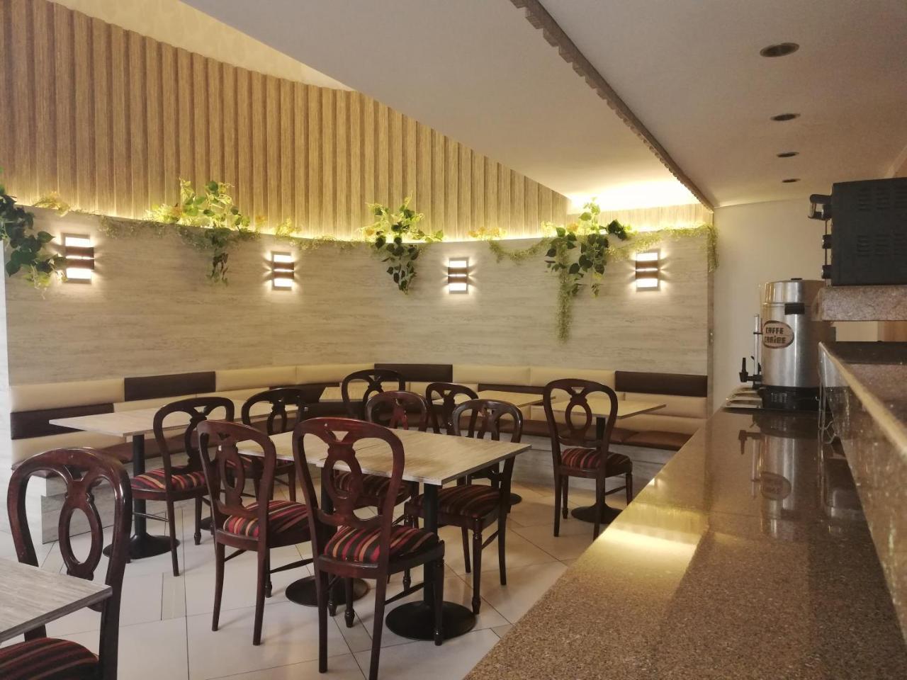 Hotel Montecarlo Santiago Luaran gambar