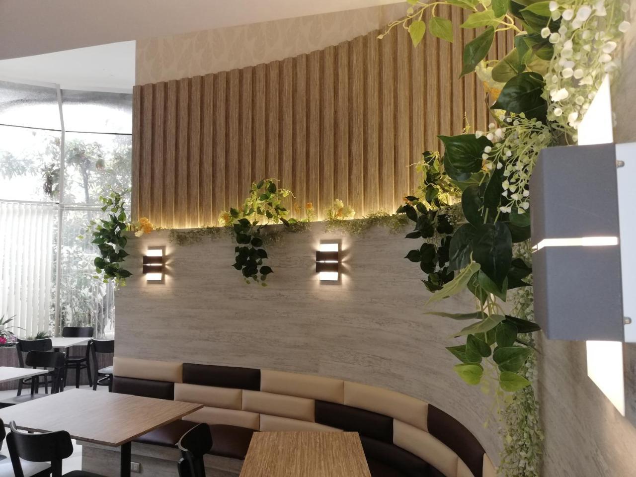 Hotel Montecarlo Santiago Luaran gambar