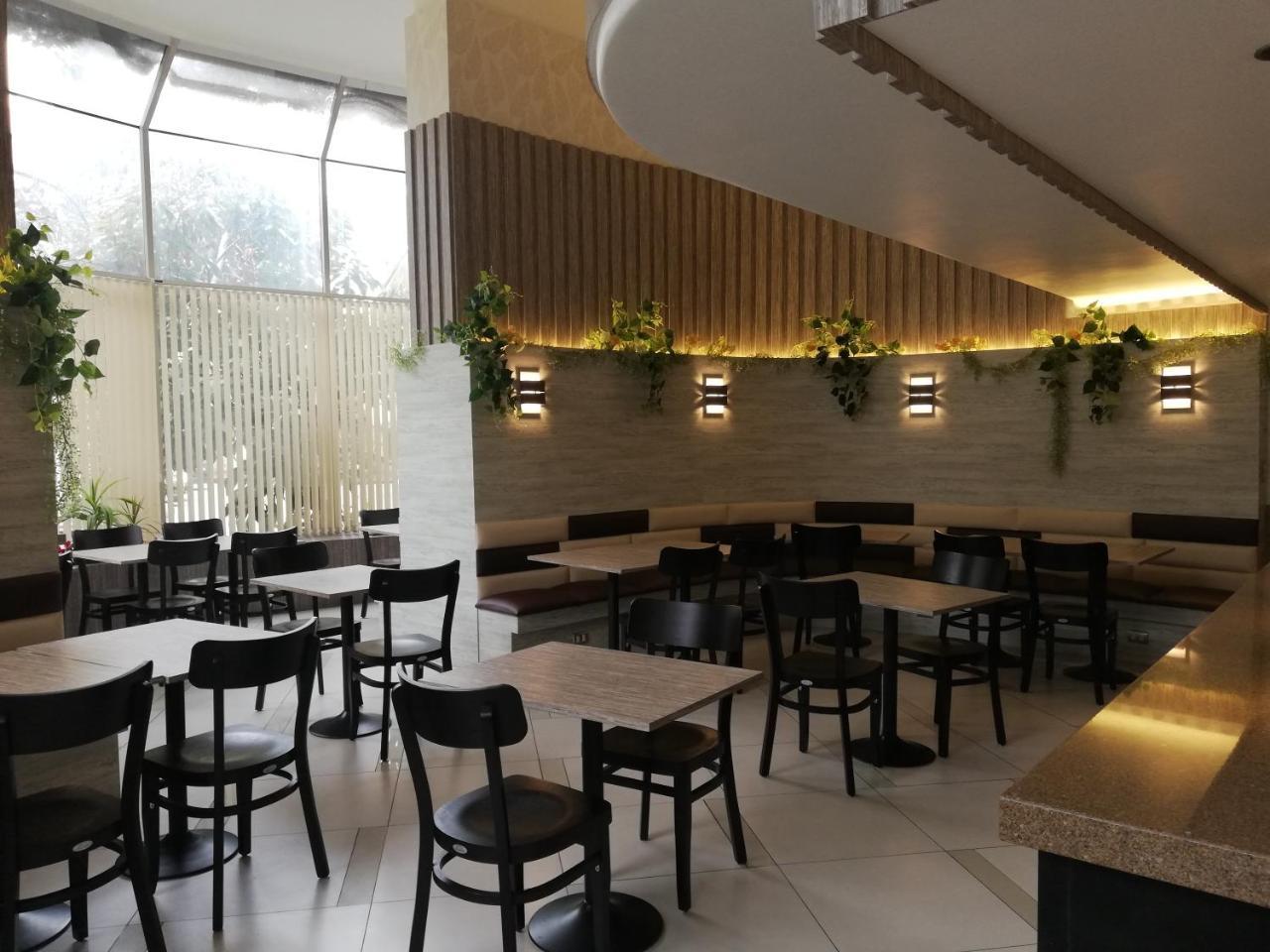 Hotel Montecarlo Santiago Luaran gambar